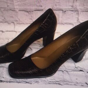 Nina Dark Brown Crocodile Pattern Heels